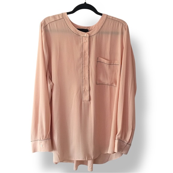 Lane Bryant Tops - 🩰 22/24 Light Pink Blouse